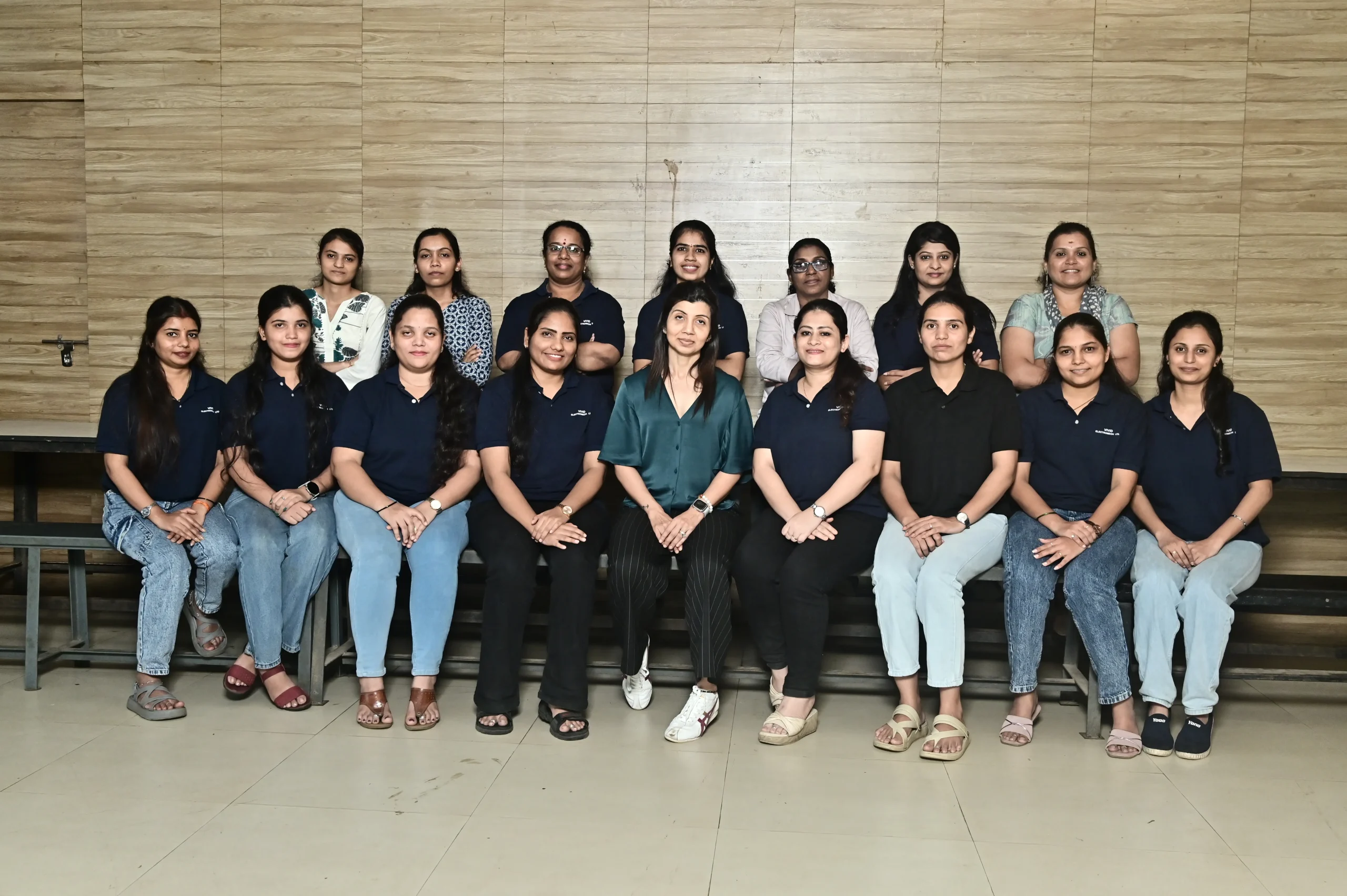 vivid-electromech-professional-team-electrical-manufacturing