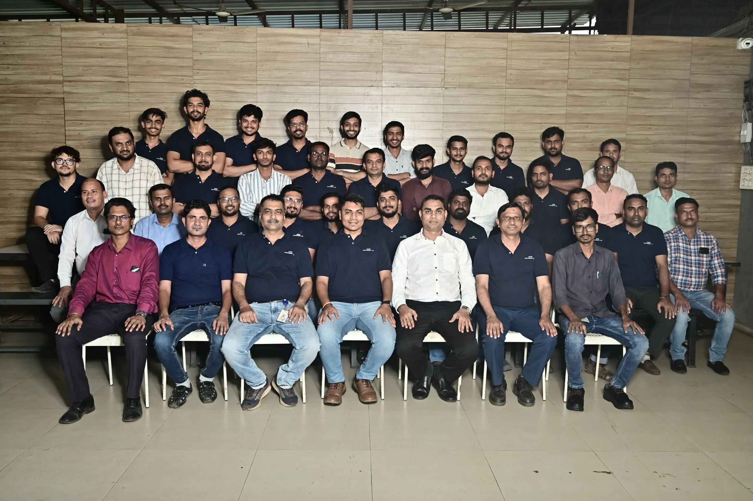 vivid-electromech-technical-team-switchboard-factory